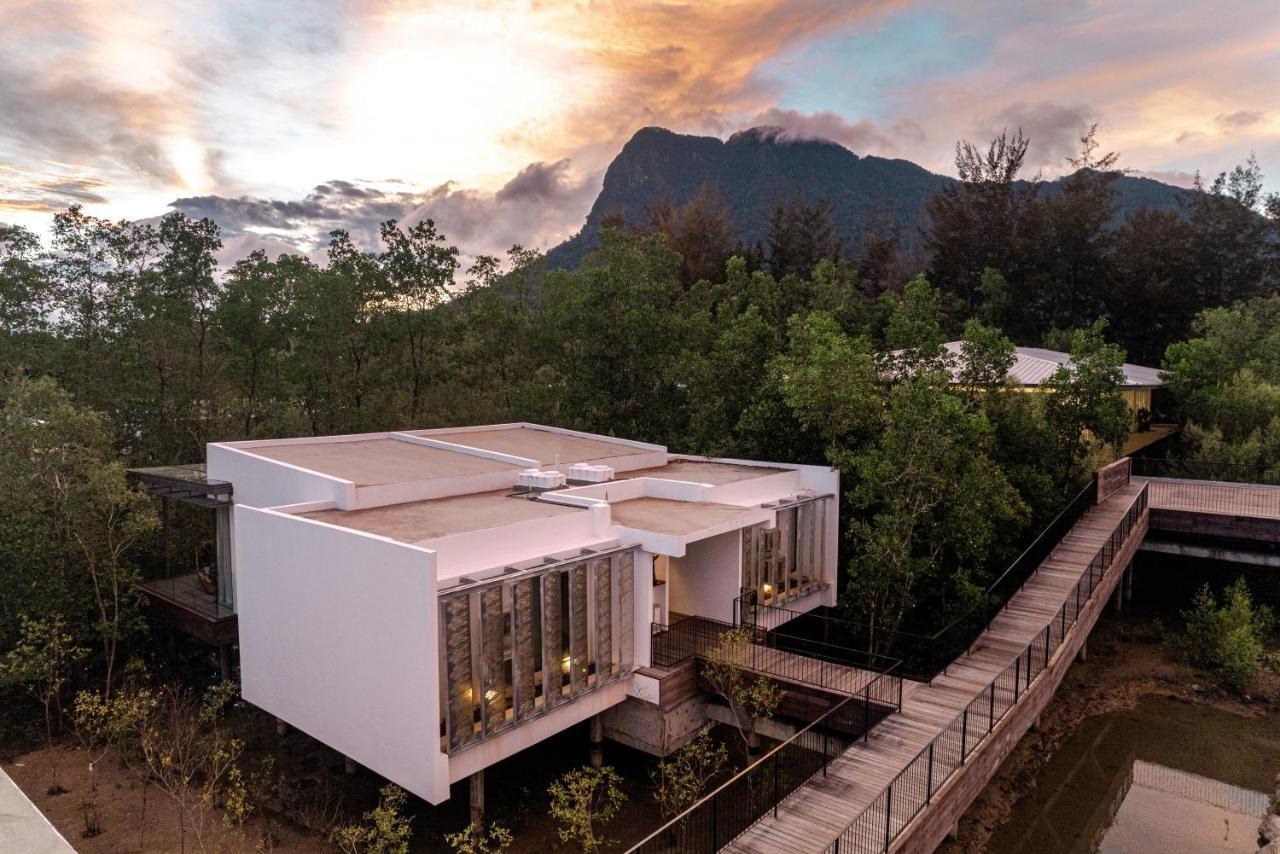 Hotel Cove 55 Santubong Exterior foto